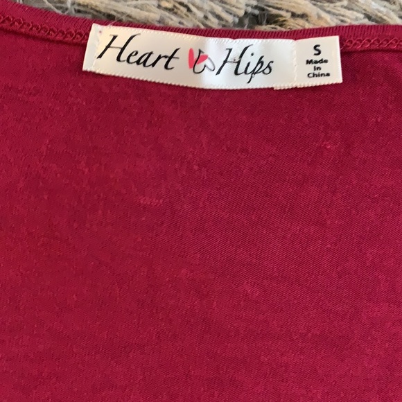 Red top - Picture 3 of 3